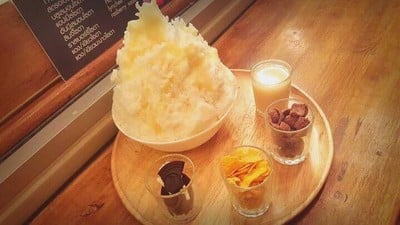 อาหาร หรือ เครื่องดื่ม