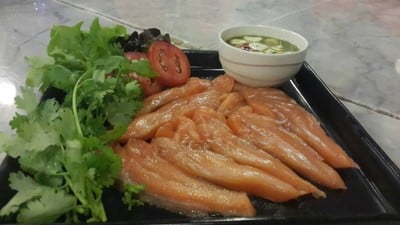 อาหาร หรือ เครื่องดื่ม