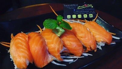 Mouth Cafe