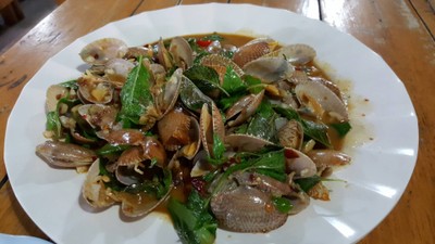 หอยลายผัดพริกเผา