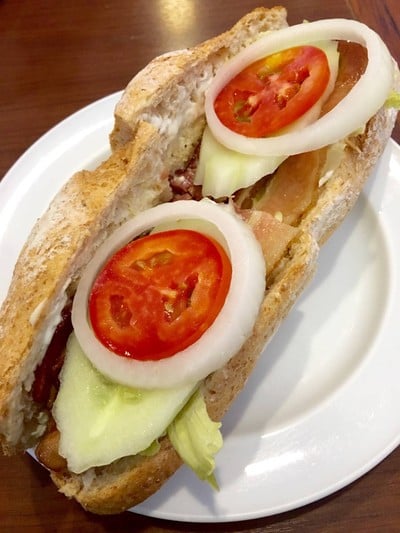 ขนมปังฝรั่งเศส หัวหิน