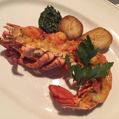 เทเบิ้ลกริลล์ (Tables Grill) Grand Hyatt Erawan Hotel เทเบิ้ลกริลล์ (Tables Grill) Grand Hyatt Erawan Hotel