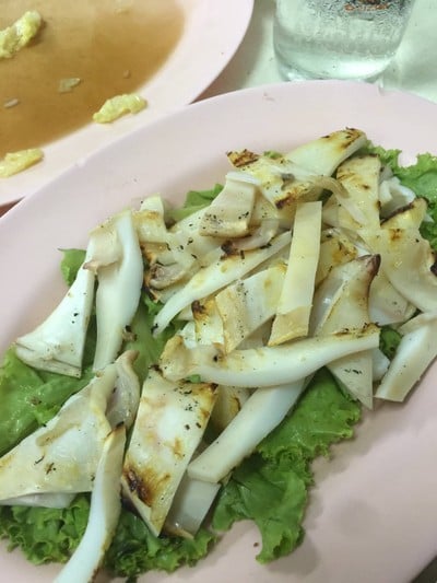 เมนูของร้าน ธาราซีฟู้ด