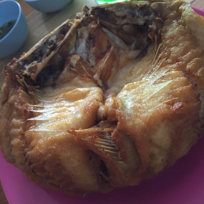ปลากระพงทอดราดน้ำปลา