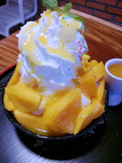 Mango Bingsu