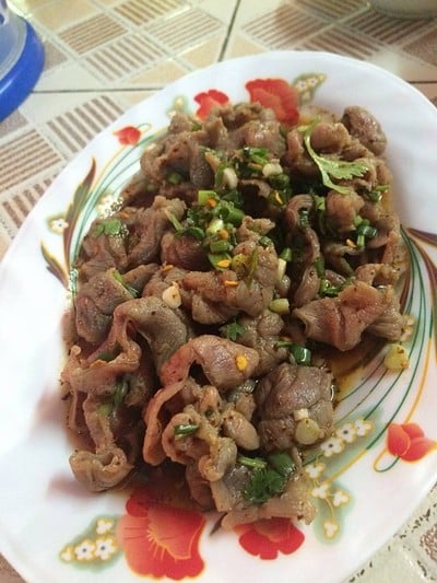 ยำน่องลาย