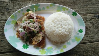 อาหาร หรือ เครื่องดื่ม