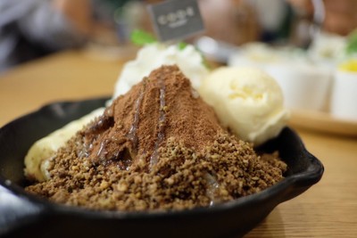 Sizzling Roti Volcano