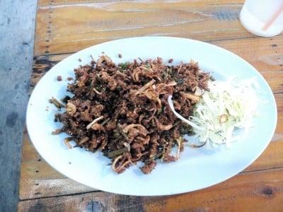 ลาบหมูสับทอด