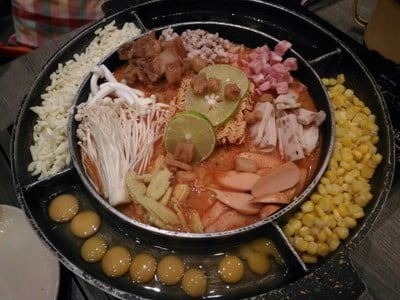 เมนูของร้าน แสนแซ่บ เทอมินอล 21
