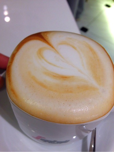 คาปูชิโน่ร้อน