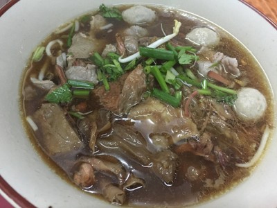 ก๋วยเตี๋ยวเนื้อสด เนื้อเปื่อย