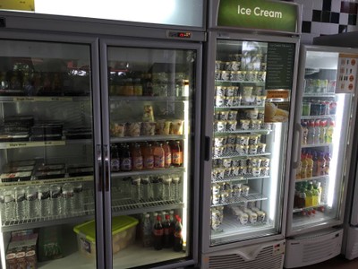 อาหาร หรือ เครื่องดื่ม