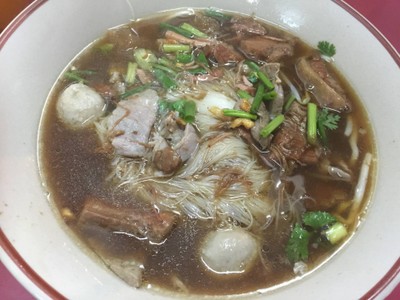 ก๋วยเตี๋ยวเนื้อสด เนื้อเปื่อย