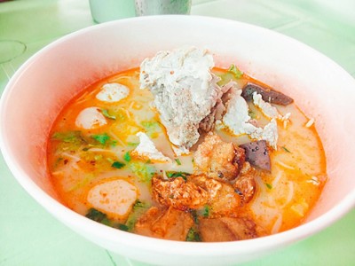 ก๋วยเตี๋ยวต้มยำน้ำข้น