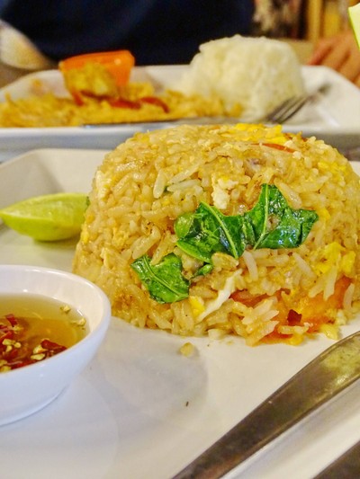 ข้าวผัดหมู