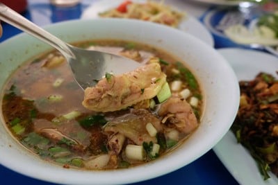 เมนูของร้าน ลาบไก่ป้ามัย