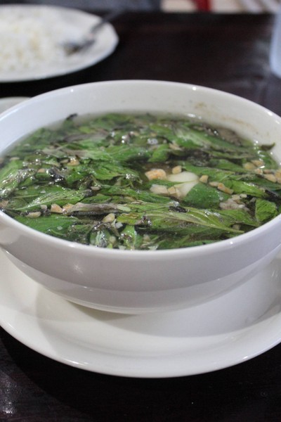 ต้มจืดใบโหระพา