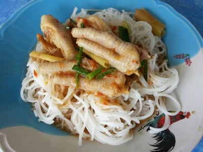 ขนมจีนตีนเขา