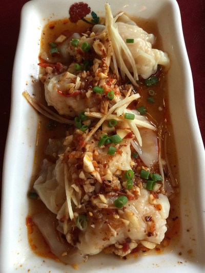 เกี๊ยวกุ้งซอสฮ่องกง