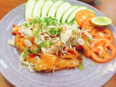 ยำแซลม่อน