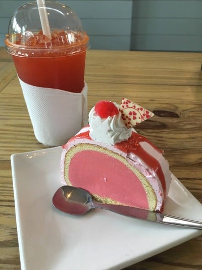 อาหาร หรือ เครื่องดื่ม