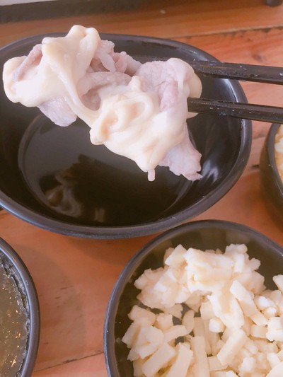 สันคอหมู ชีส