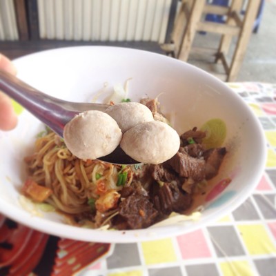 เส้นเล็กแห้งลูกชิ้น เนื้อเปื่อย เนื้อสด