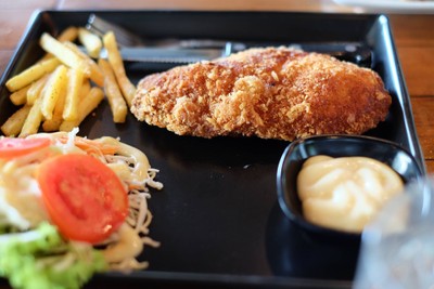 สเต็กไก่ทอด