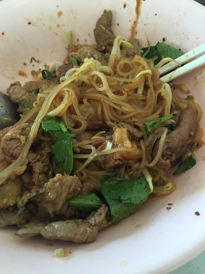 นายอ้วน ก๋วยเตี๋ยวเนื้อ/หมู (Nai Auan Kuay Tiew Nue) นายอ้วน ก๋วยเตี๋ยวเนื้อ/หมู (Nai Auan Kuay Tiew Nue)