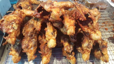 เมนูของร้าน ไก่ทอดหาดใหญ่ ตลาดเกษตรภูเก็ต (เจ้าเก่า) แยกไฟแดงตลาดเกษตร