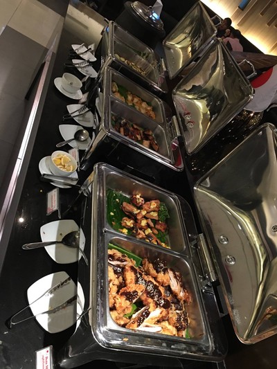 อาหาร หรือ เครื่องดื่ม