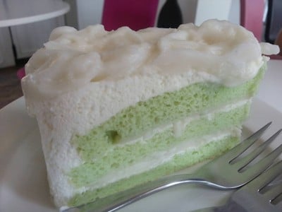 เค้กใบเตยมะพร้าวอ่อน