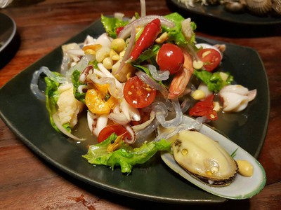 ยำเส้นแก้วทะเล
