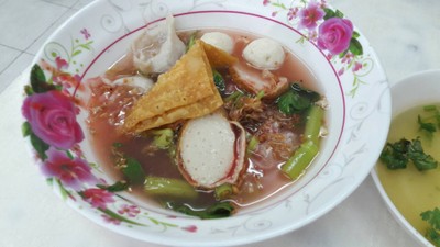 เย็นตาโฟ