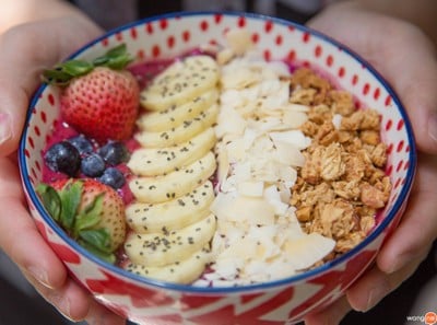 เมนูของร้าน Brekkie Organic Cafe & Juice Bar