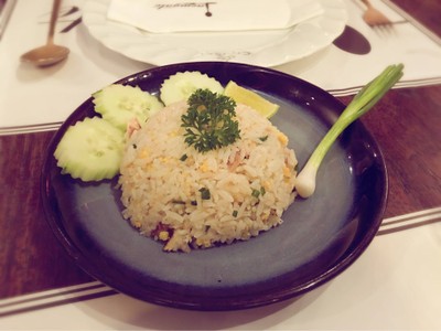 ข้าวผัดปู