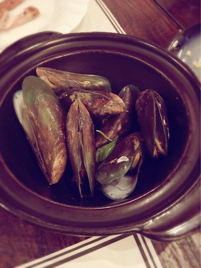 หอยแมลงภู่อบหม้อดิน