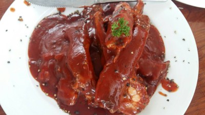 ซี่โครงหมูบาร์บีคิว 300฿