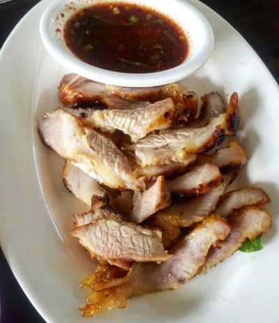 คอหมูย่าง