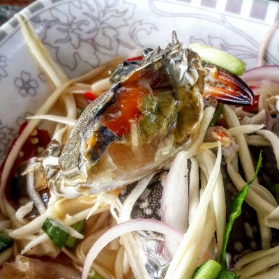 ยำปูเย็น