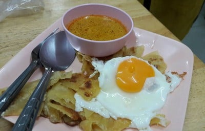 เมนูของร้าน โรตีสวนหลวง ถนนเจ้าฟ้า