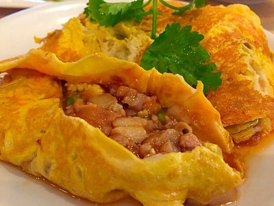 เมนูของร้าน The Foodie by kannicha หมู่บ้านซีเมนต์ไทย