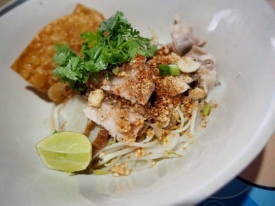 เส้นเล็กแห้ง