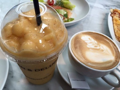 DEAN & DELUCA มหานคร คิ้วบ์