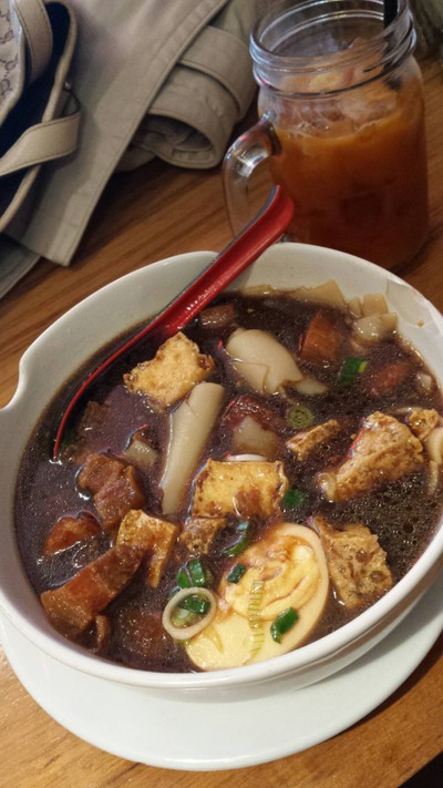 ก๋วยจั๊บกับชาเย็น