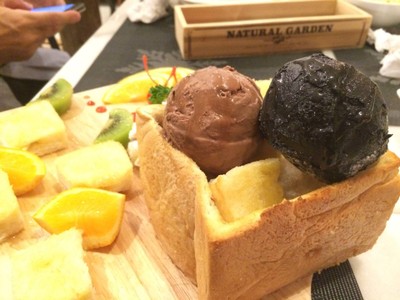 ไอติมชาโคล