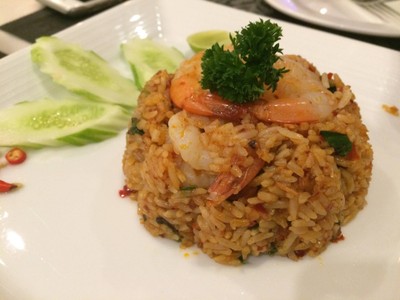 ข้าวผัดต้มยำทะเล