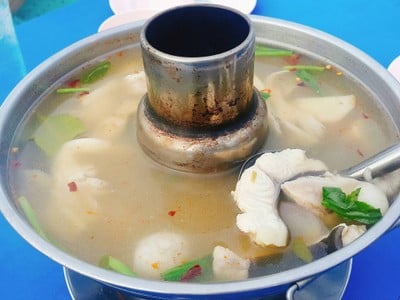 อาหาร หรือ เครื่องดื่ม