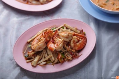 เมนูของร้าน ร้านยำเจ๊อึ่งเจ้าเก่า(บางลำภู) สาขาตลาดรวมทรัพย์ อโศกมนตรี